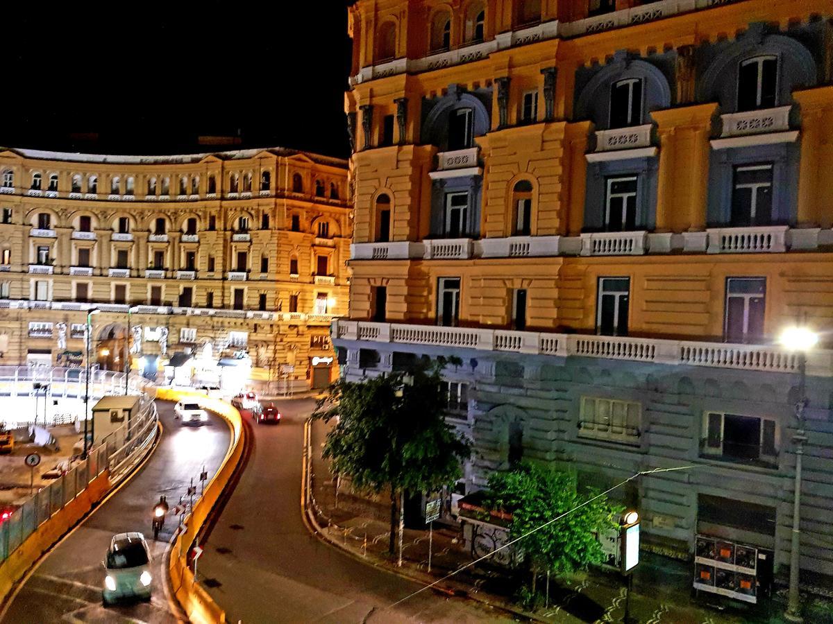Napoli Central Loft ภายนอก รูปภาพ