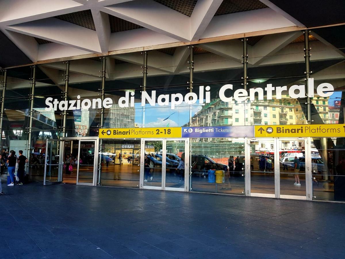 Napoli Central Loft ภายนอก รูปภาพ